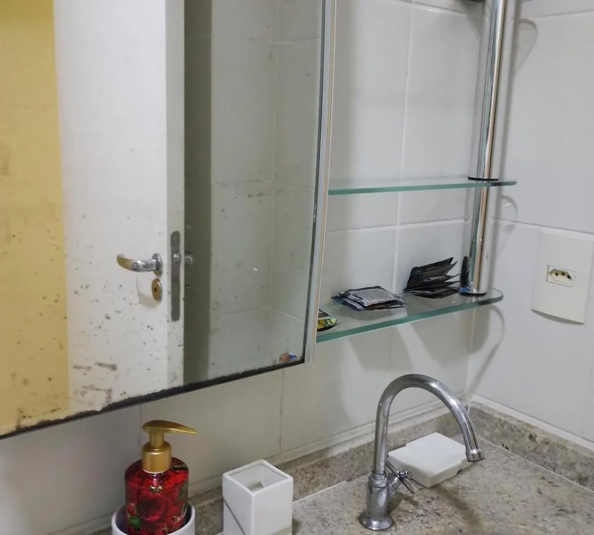 Those Who Like Beach And Pool Cabo Frio Apartment
